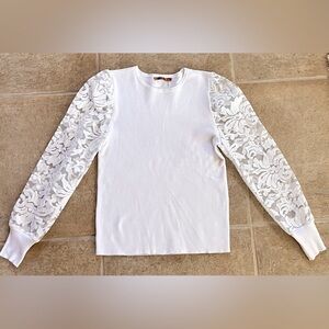 Bellini White scoop neck Top with Lace Sleeves Sz Med Women